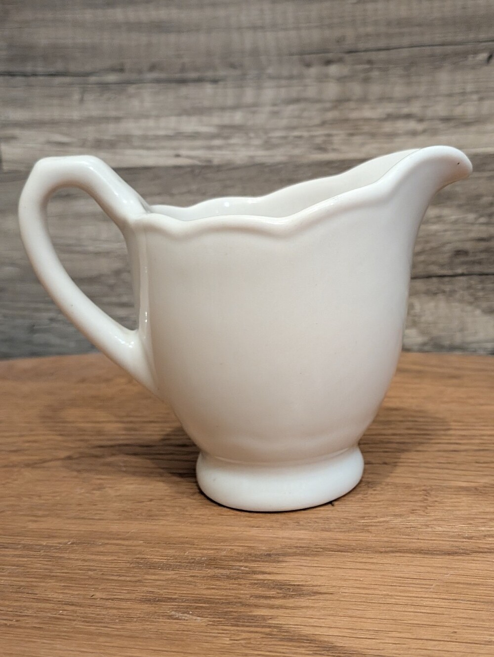 Vintage Syracuse China Restaurant Wear Creamer